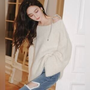 ROCHA ROMA Straight Neck Rhinestone Bow Off-The-Shoulder Alpaca Sweater Cream